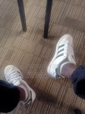 Adidas Superstar