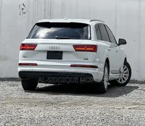 Audi Q7 3.0T Premium AWD quattro 2017 White