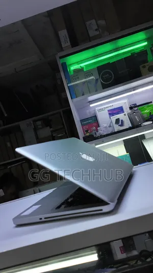 Laptop Apple MacBook Pro 2011 8GB Intel Core i5 SSD 500GB
