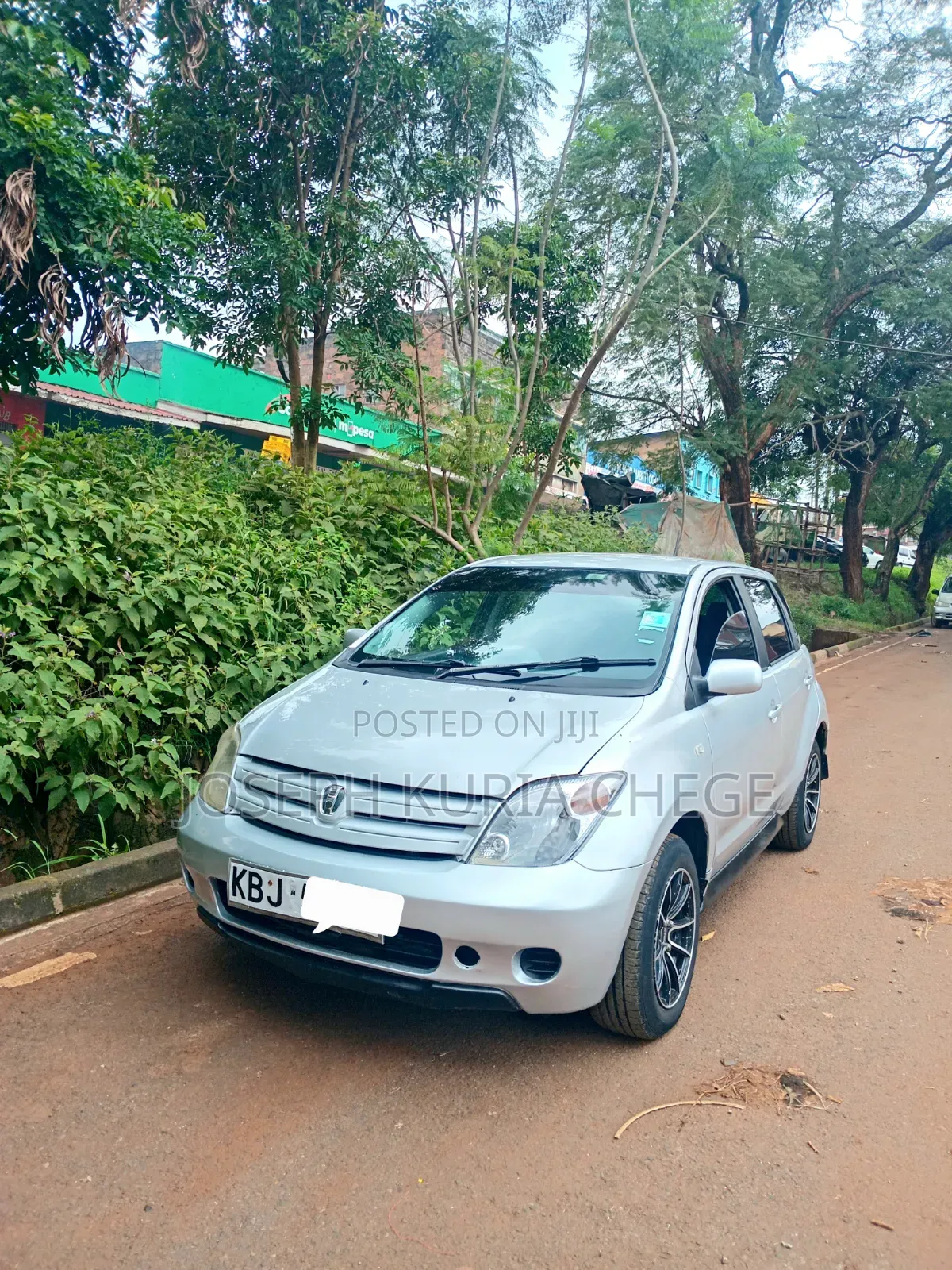 Toyota IST 2005 Silver