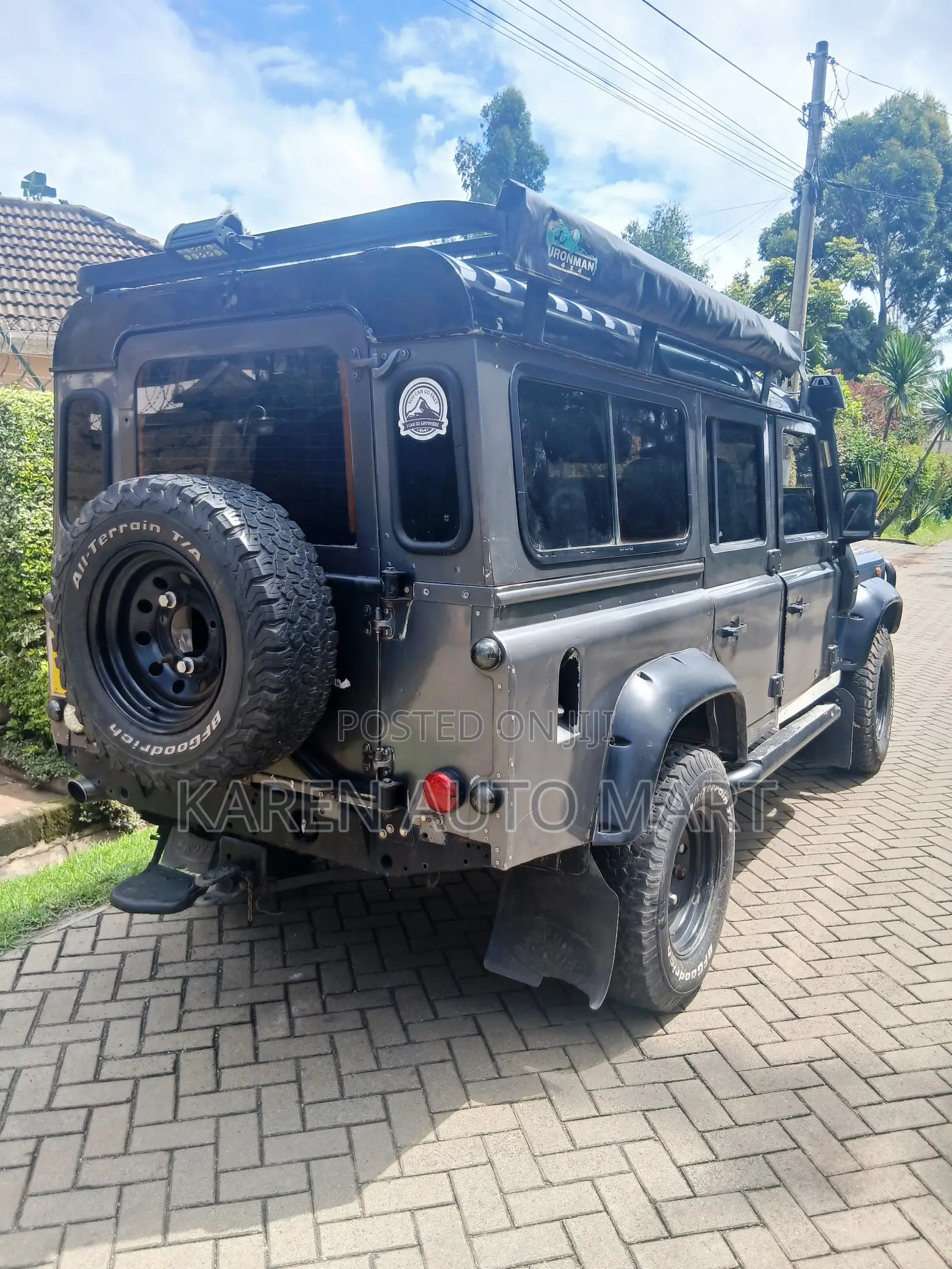 Land Rover Defender Base 4x4 1993 Gray
