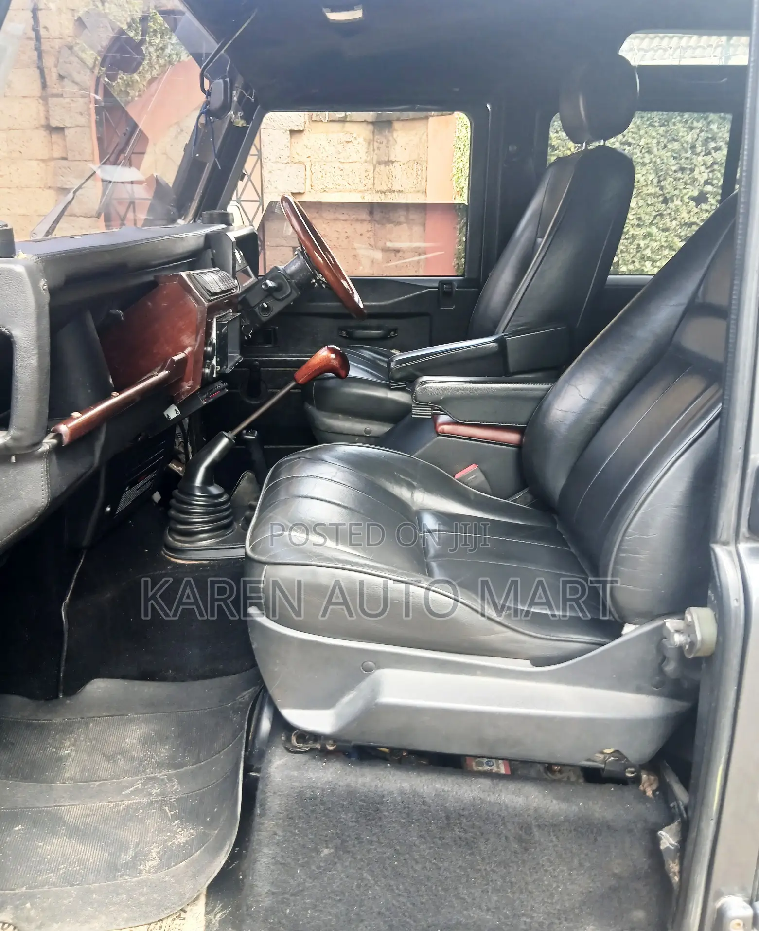 Land Rover Defender Base 4x4 1993 Gray