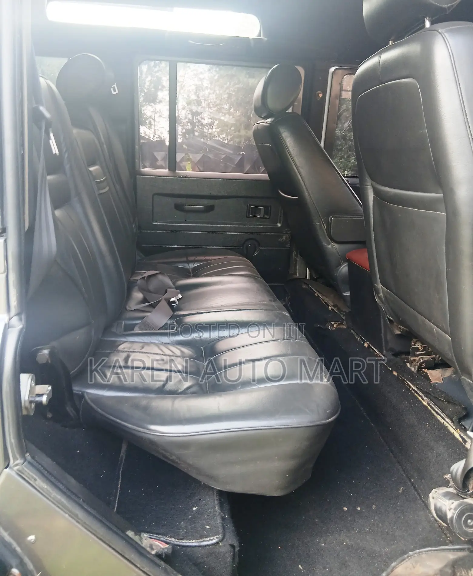 Land Rover Defender Base 4x4 1993 Gray