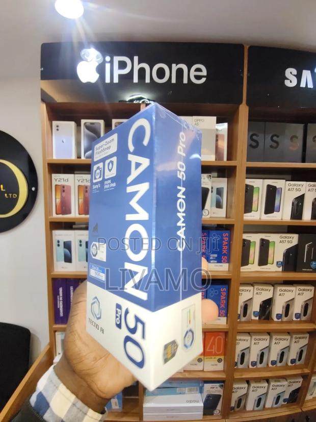 New Tecno Camon 50 Pro 256 GB Silver - thumbnail 2