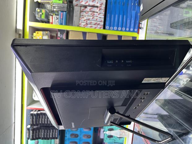 Desktop Computer Lenovo ThinkCentre M93 8GB Intel Core i7 SSD 128GB - thumbnail 3