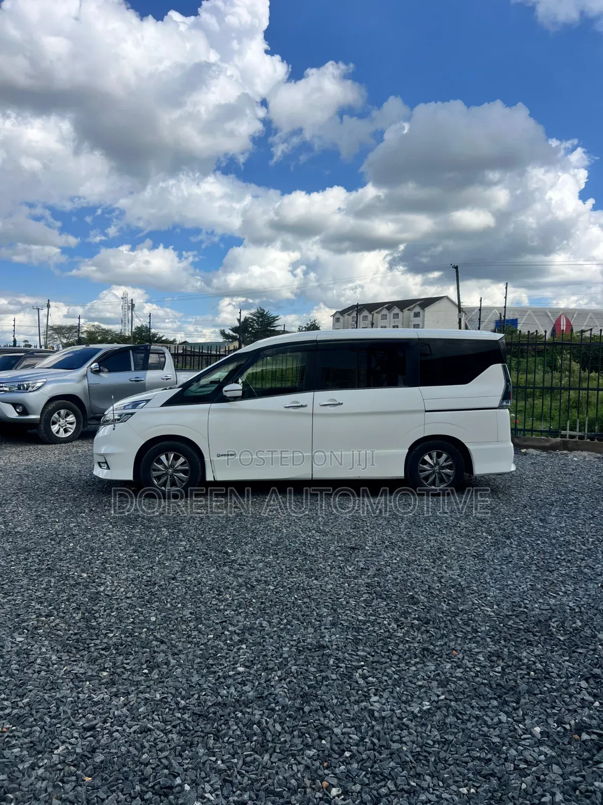Nissan Serena 2019 White
