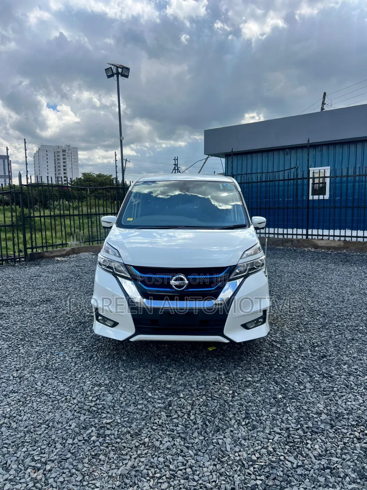 Nissan Serena 2019 White