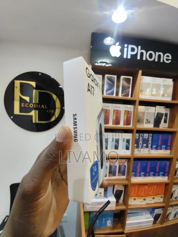 New Samsung Galaxy A17 128 GB Blue - thumbnail 3