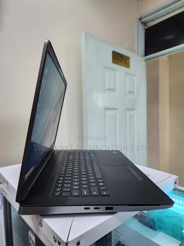 Laptop Dell Precision 7760 64GB Intel Core i9 SSD 512GB - main view