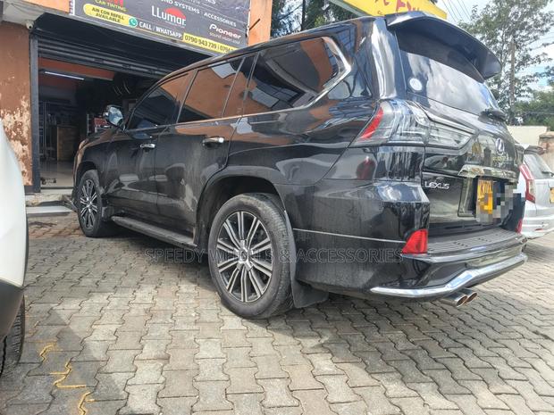 Lexus Lx 570 Ceramic Llumar Tint.