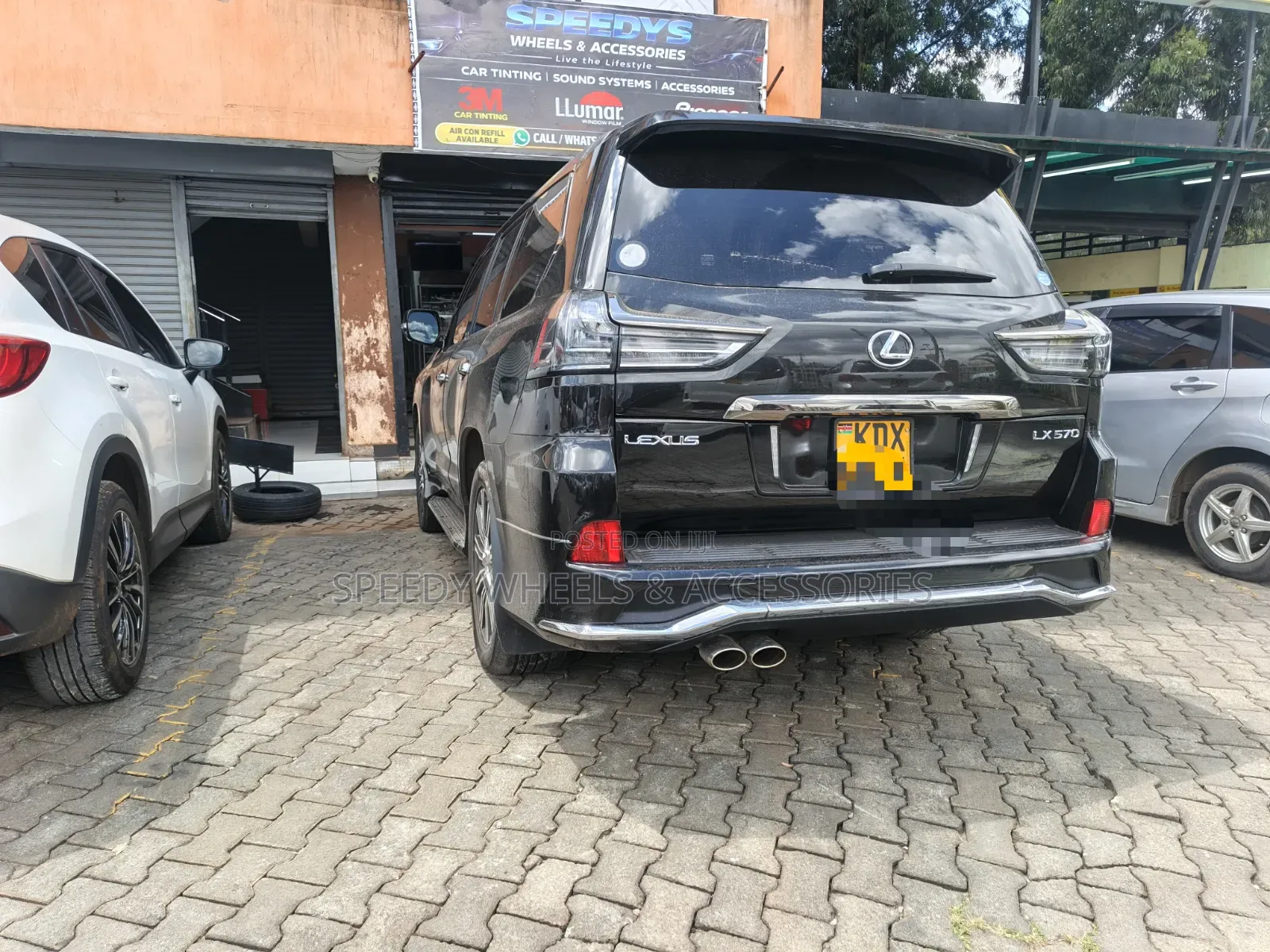 Lexus Lx 570 Ceramic Llumar Tint.