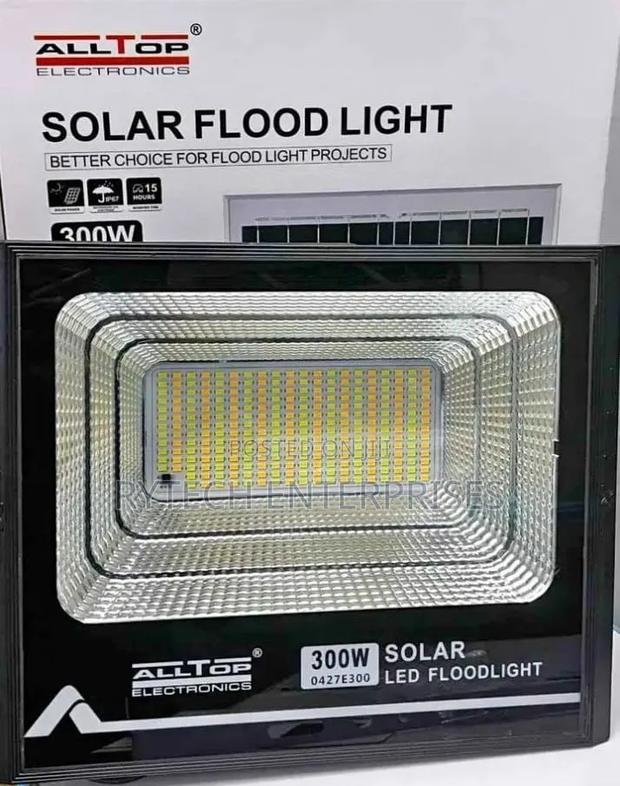 Alltops 300watts Solar Floodlights With a Solar Panel