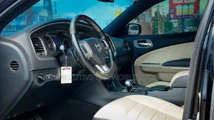 Dodge Charger SXT RWD 2017 Gray
