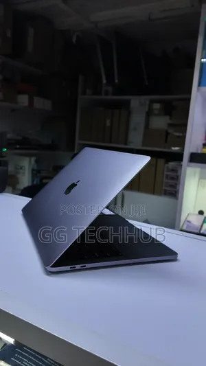 Laptop Apple MacBook Pro 2017 8GB Intel Core i5 SSD 256GB