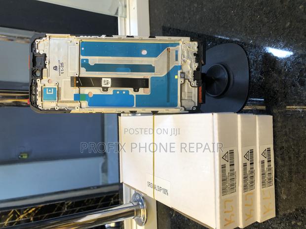 Tecno Spark 30pro/Kl7 Screen Replacement and Installation - thumbnail 2