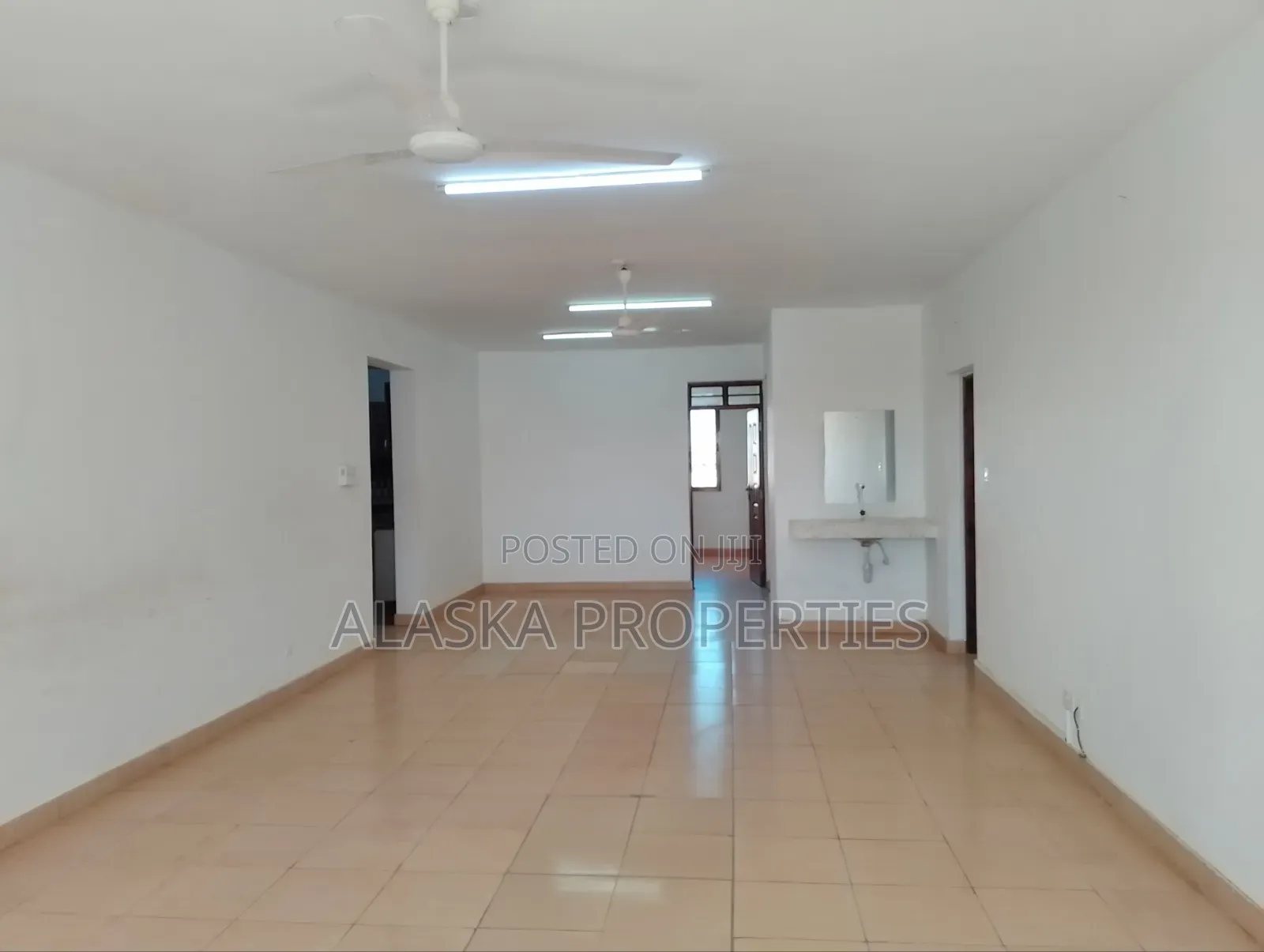 3bdrm Apartment in Nyali Estate for rent