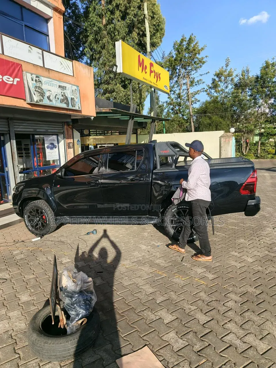 Toyota Hilux Gr Llumar Ceramic Tint
