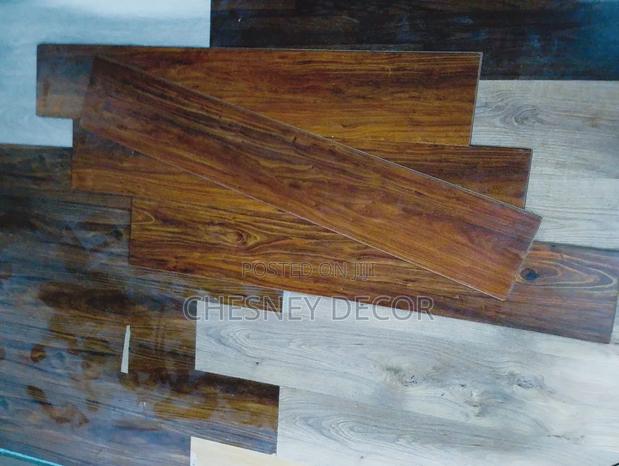 Laminates Flooring for Wood Like Effect - main view