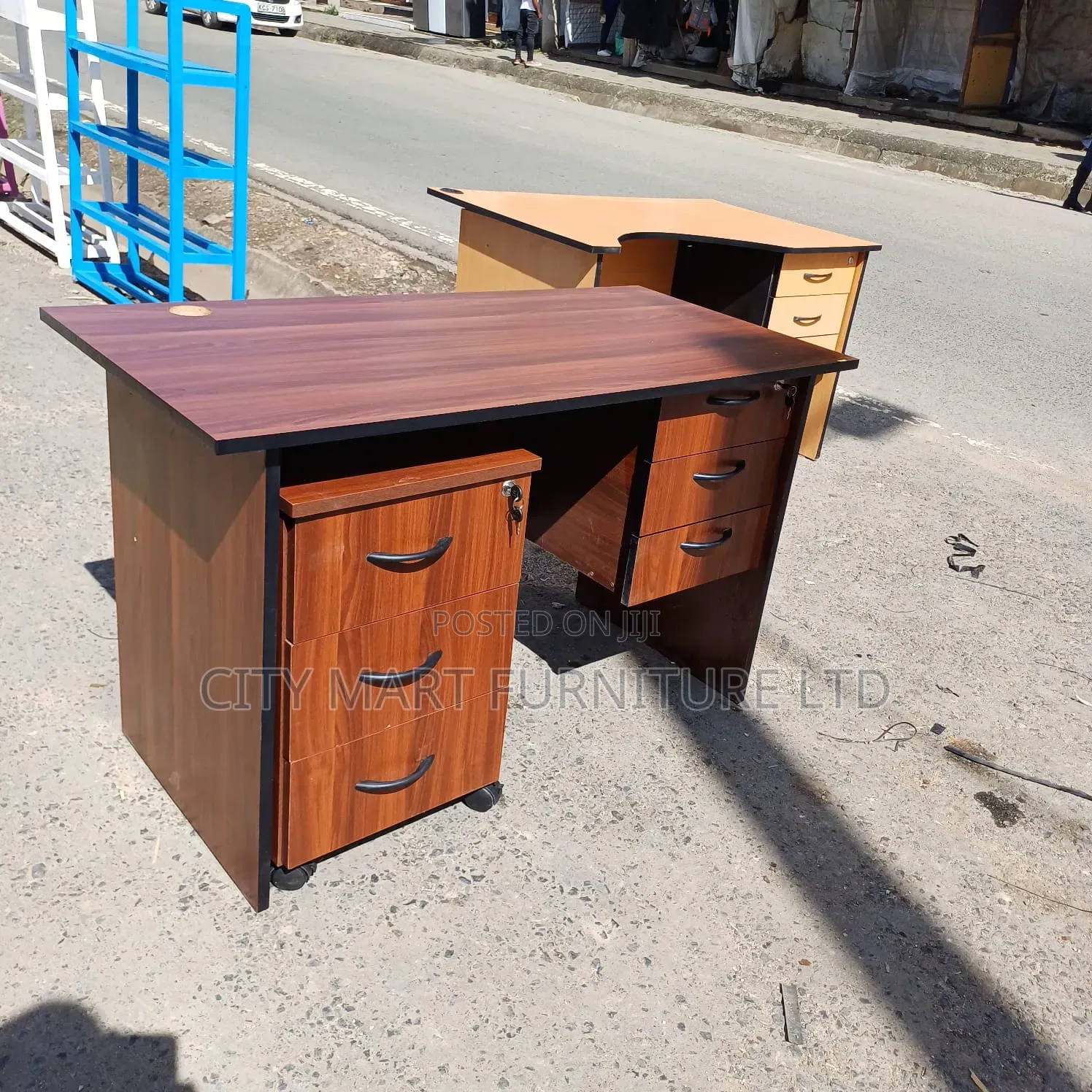 Comfortable Modern Office Desk/Study Table + Mobile Pedestal Offers