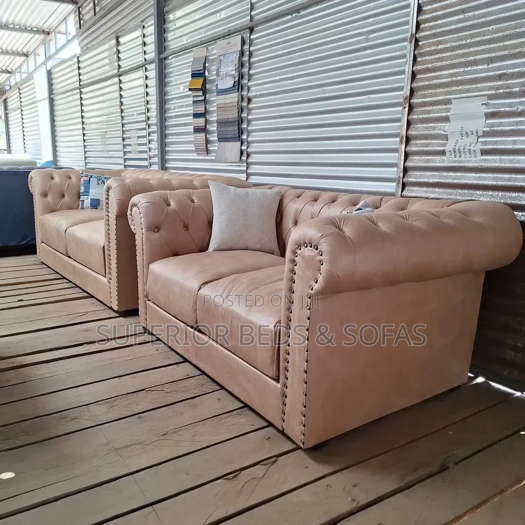 Classic Tufted Leather 3 Seater Sofa
