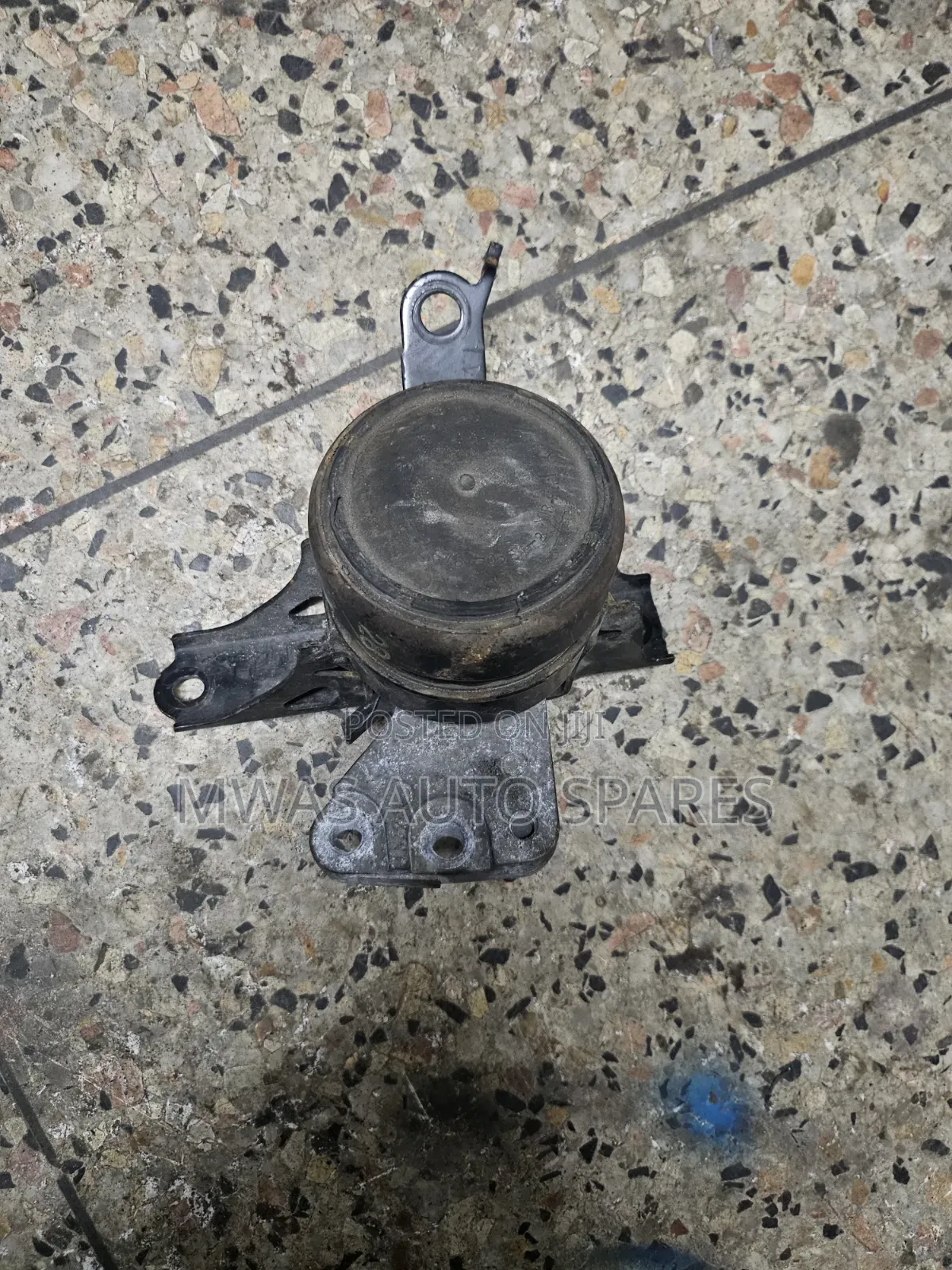 Toyota Vitz Engine Mountain