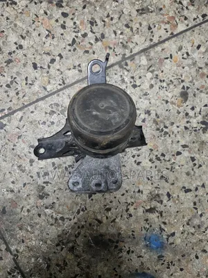 Toyota Vitz Engine Mountain