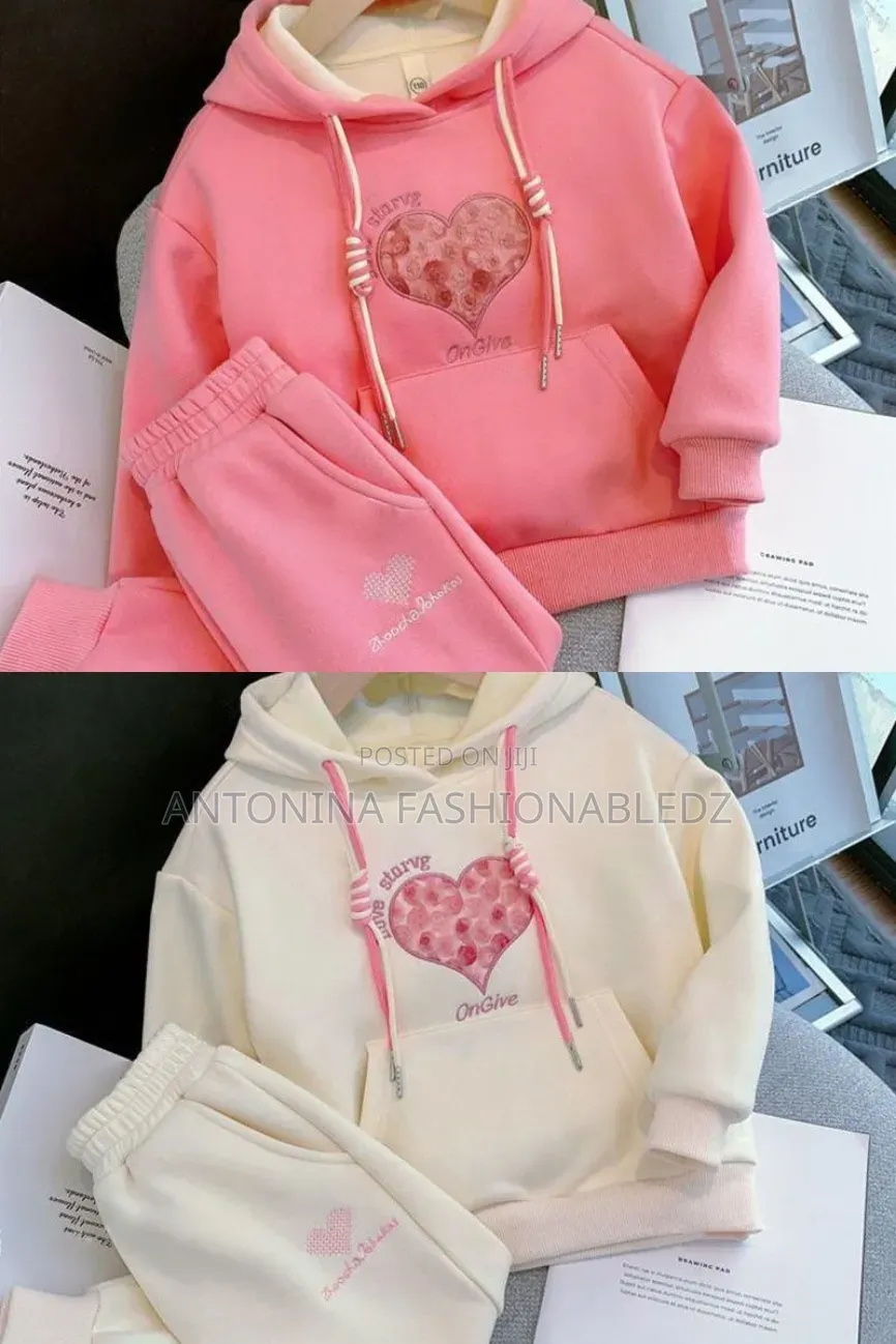 Nice Comfoy Good Quality Tracksuit 2-8yrs