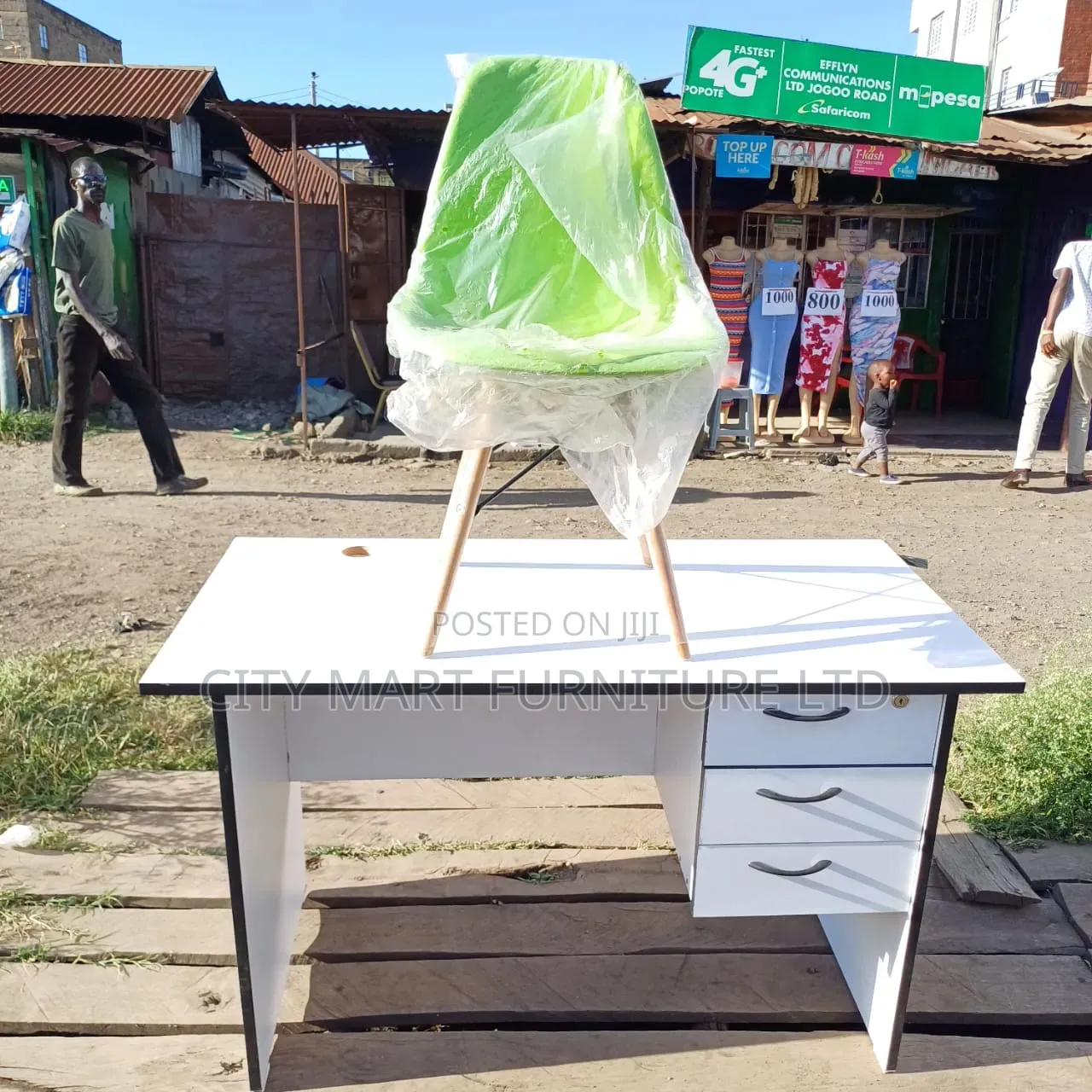 Executive Modern Office Desk/Study Table Offers