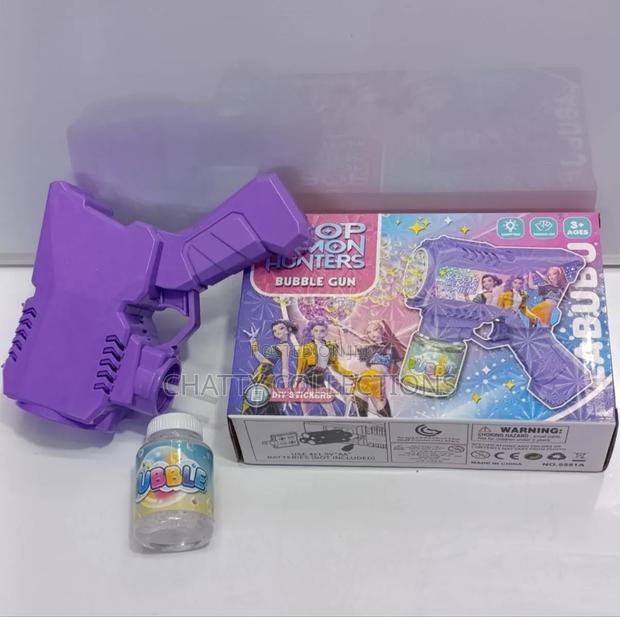 Labubu Electronic Foaming and Light Girls Bubble Gun - thumbnail 3