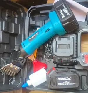 Makita's Cordless Animal /Sheep Wool Clipper