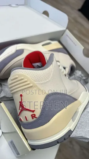Jordan 4 Sneakers