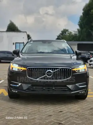 Volvo XC60 T5 Inscription AWD 2019 Gray