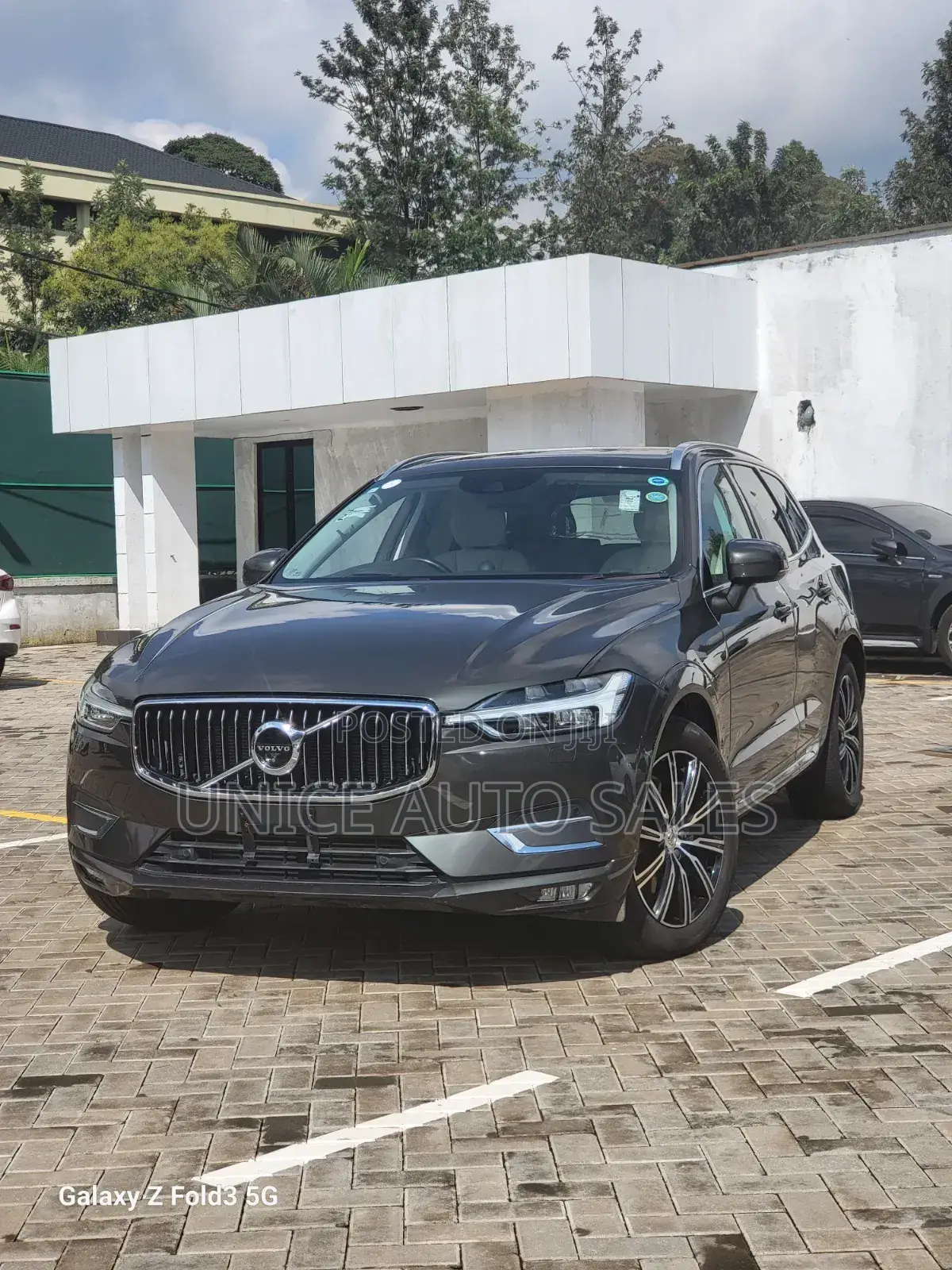 Volvo XC60 T5 Inscription AWD 2019 Gray