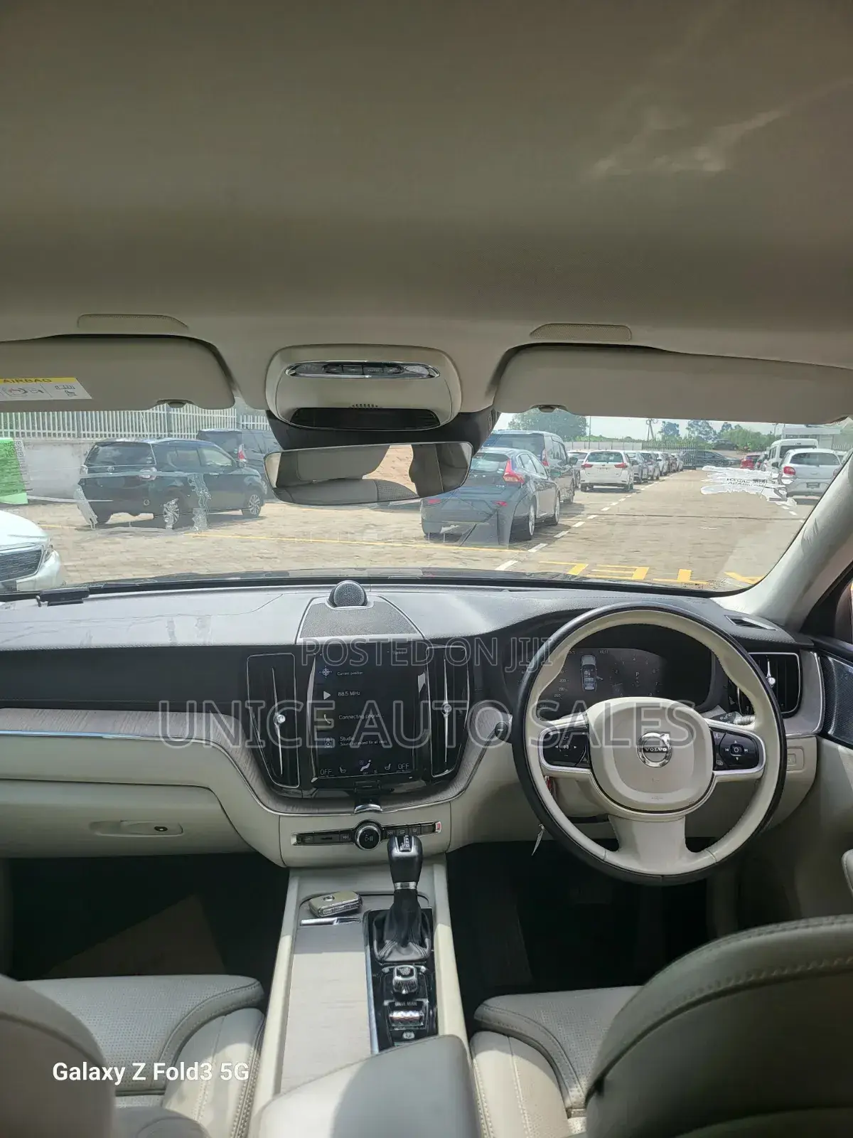 Volvo XC60 T5 Inscription AWD 2019 Gray
