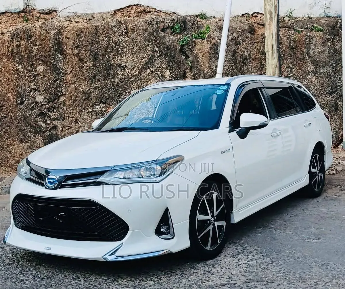 Toyota Corolla Fielder 2020 White