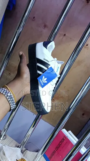 Adidas Campus