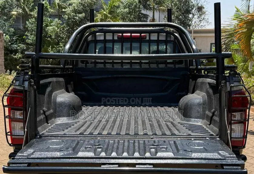 Isuzu D-MAX 2019 Silver