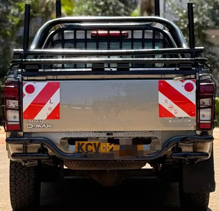 Isuzu D-MAX 2019 Silver
