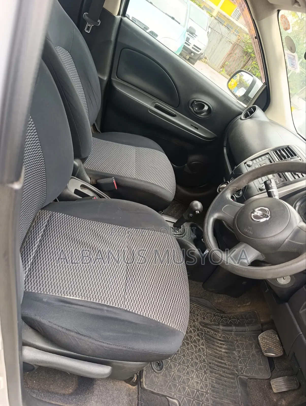Nissan March 2015 Silver