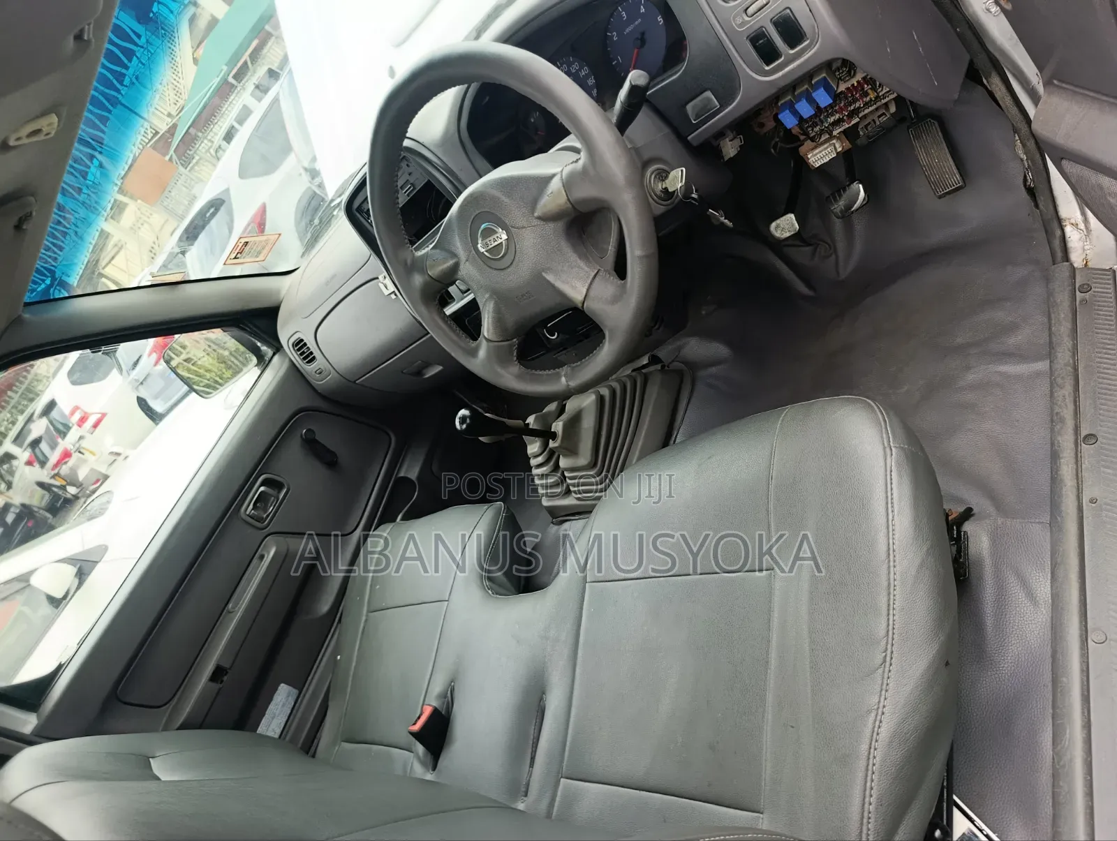 Nissan March 2015 Silver