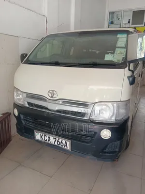 Toyota HiAce 2012 White