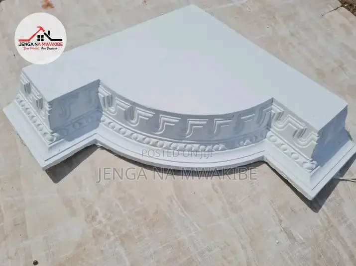 Large Gypsum Corner Cornice