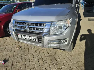 Mitsubishi Pajero 2019 Silver