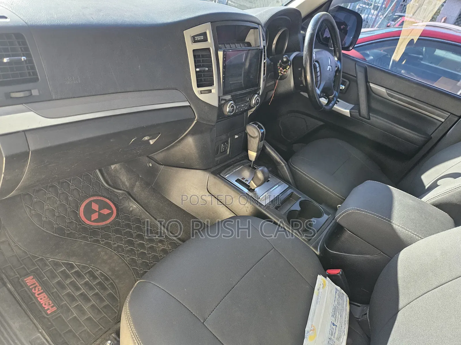 Mitsubishi Pajero 2019 Silver