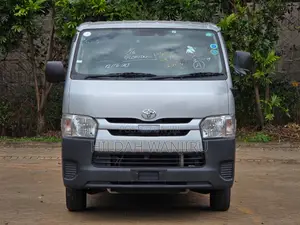 Toyota HiAce 2019 Silver