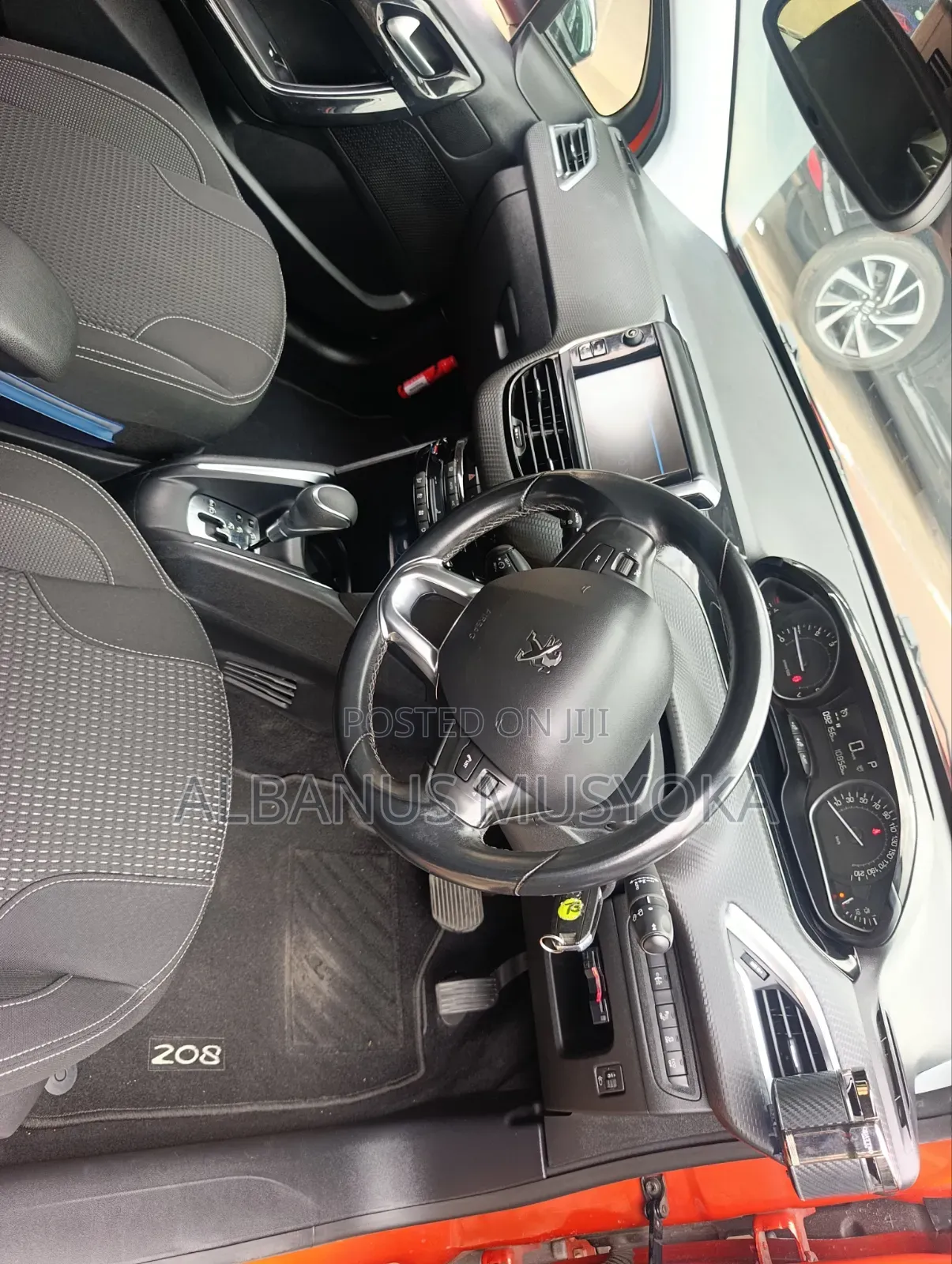 Peugeot 208 2018 Red