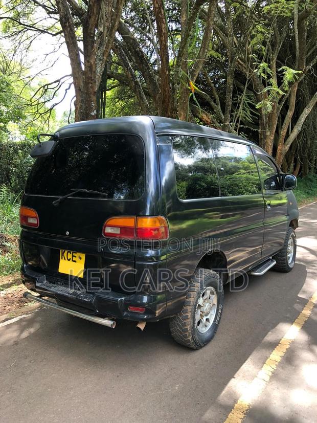 Mitsubishi Delica 2002 Black - thumbnail 12