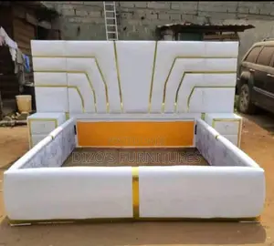 White Chester Bed