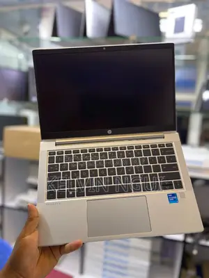 New Laptop HP EliteBook 820 G3 16GB Intel Core i5 SSD 256GB