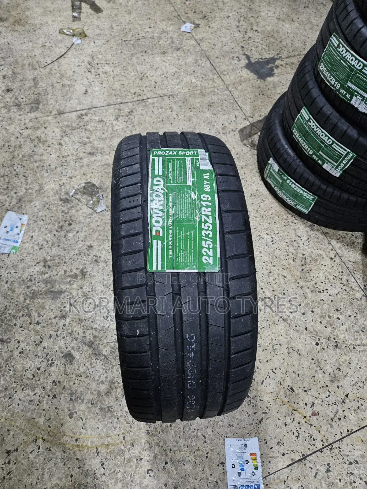225/35r19 Dovroad 88y